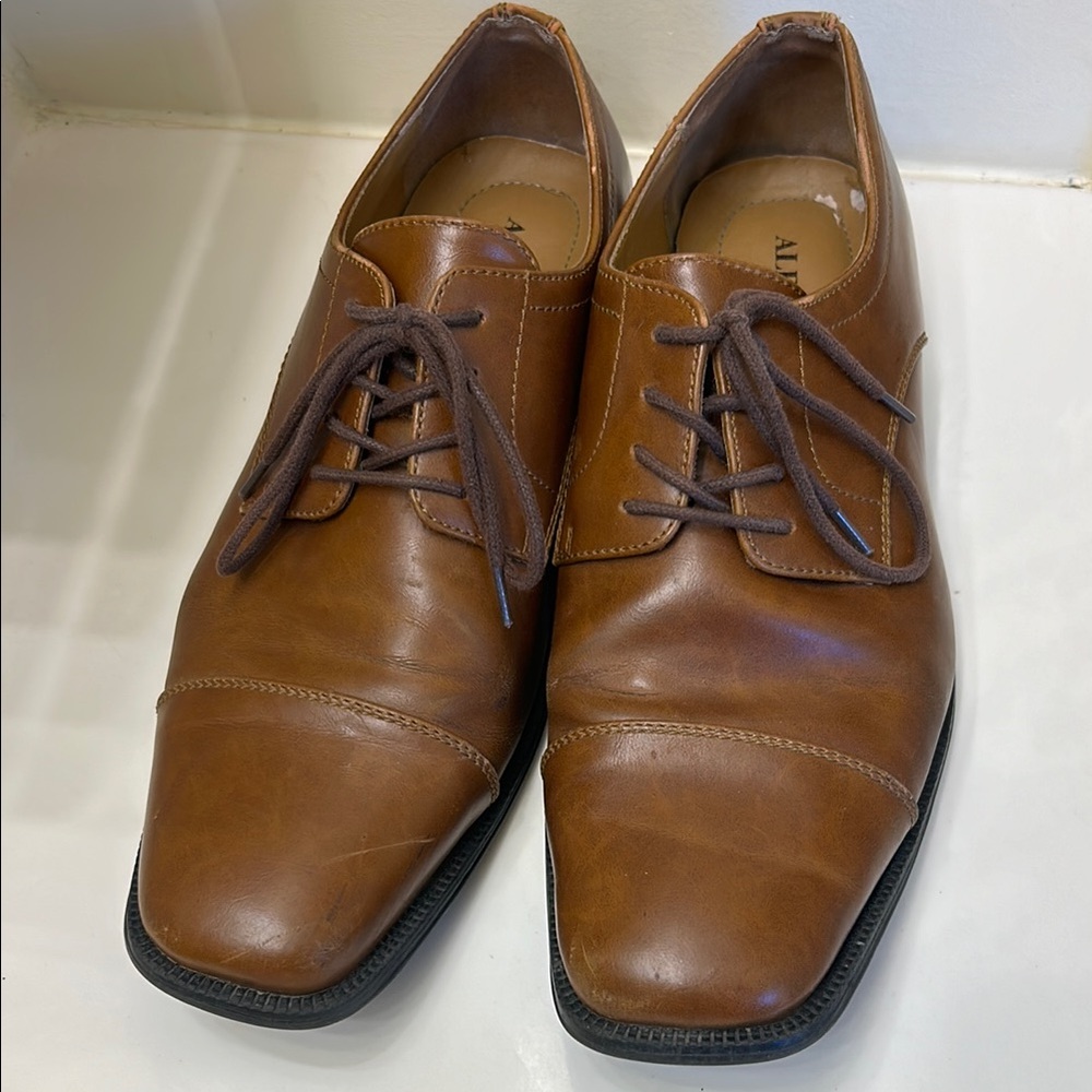 Alfani Brown Leather Oxford Shoes with Squared Toe